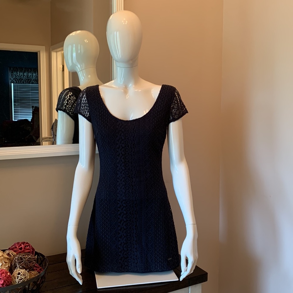 EUC Hollister Lace Dress • Size 3 - Picture 2 of 11